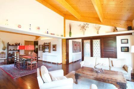 Impresionant Xalet La Roca Forada Apartment Guils de Cerdana Luaran gambar