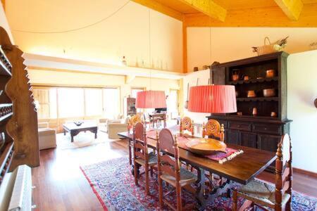 Impresionant Xalet La Roca Forada Apartment Guils de Cerdana Luaran gambar